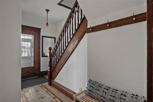 702 Beresford Ave, Winnipeg, MB 