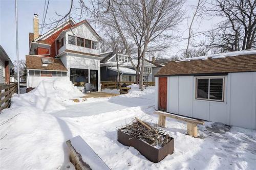 702 Beresford Ave, Winnipeg, MB 