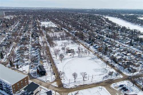 702 Beresford Ave, Winnipeg, MB 