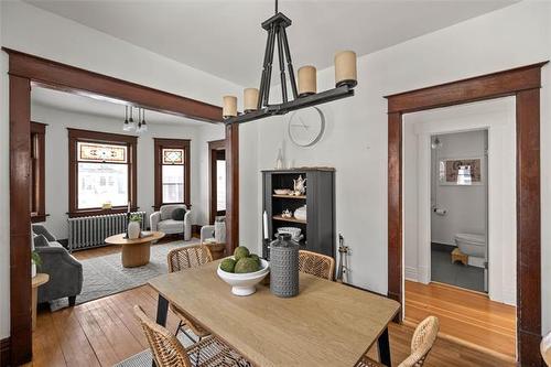 702 Beresford Ave, Winnipeg, MB 