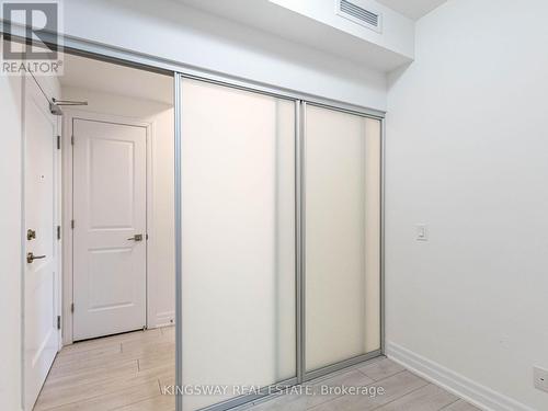 2105 - 30 Elm Drive, Mississauga, ON - Indoor Photo Showing Other Room