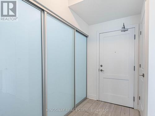 2105 - 30 Elm Drive, Mississauga, ON - Indoor Photo Showing Other Room