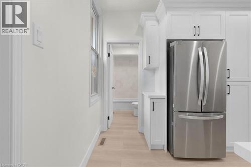 215 Ray Street N, Hamilton, ON - Indoor