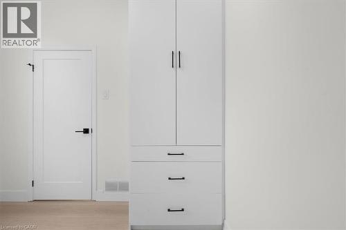 215 Ray Street N, Hamilton, ON - Indoor Photo Showing Other Room