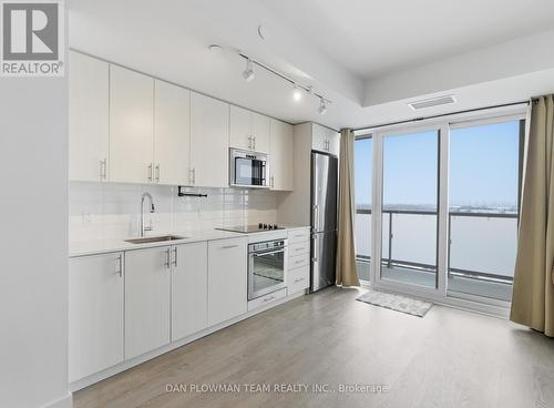 1121 - 2550 SIMCOE STREET N  Oshawa, ON L1R 0R5