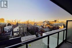 403 - 783 BATHURST STREET Toronto, ON M5S 0A8