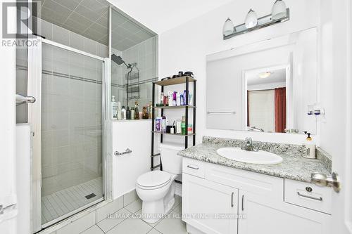 2462 Bromus Path, Oshawa, ON - Indoor Photo Showing Bathroom