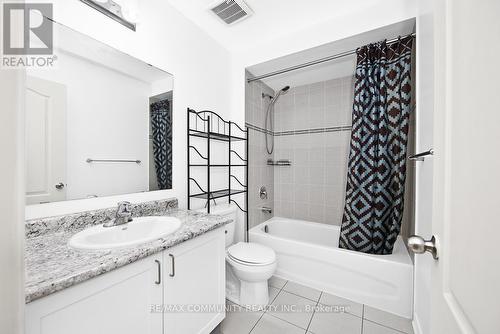 2462 Bromus Path, Oshawa, ON - Indoor Photo Showing Bathroom