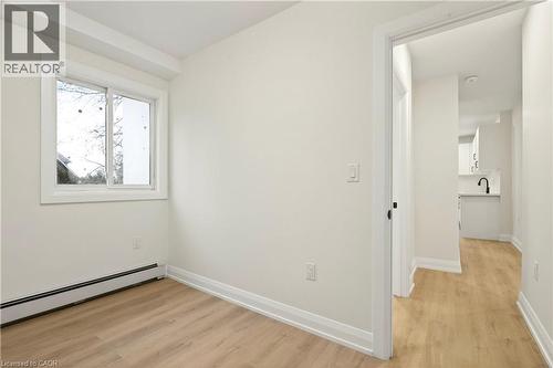 1012 North Shore Boulevard E, Burlington, ON - Indoor Photo Showing Other Room