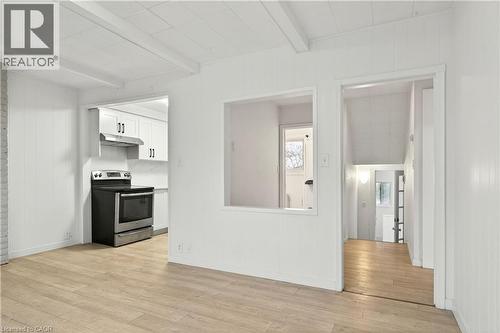 1012 North Shore Boulevard E, Burlington, ON - Indoor