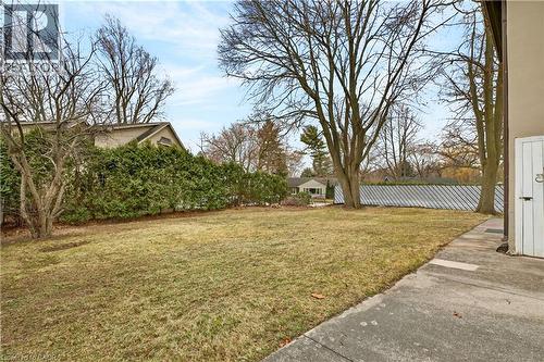 1012 North Shore Boulevard E, Burlington, ON - Outdoor