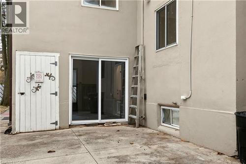 1012 North Shore Boulevard E, Burlington, ON - Outdoor With Exterior