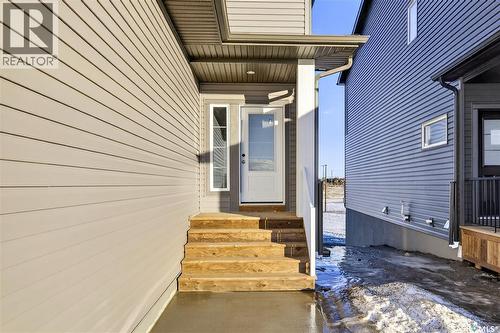283 Nazarali Way, Saskatoon, SK - Outdoor With Exterior
