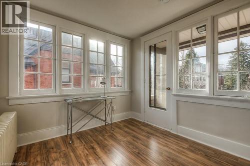 Unit A Office/ 3rd bedroom - 54 Park Street, Kitchener, ON - Indoor