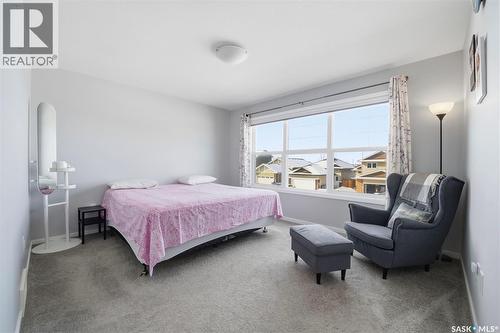 394 Hassard Close, Saskatoon, SK - Indoor Photo Showing Bedroom