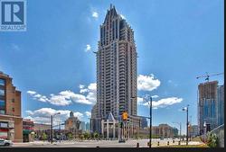 2704 - 388 PRINCE OF WALES DRIVE  Mississauga, ON L5B 0A1