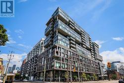 1008 - 111 BATHURST STREET  Toronto, ON M5V 2R1