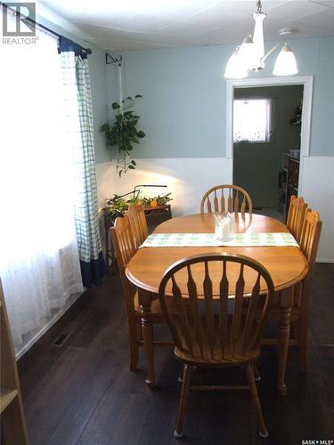 218 1St Street E, Leader, SK - Indoor Photo Showing Dining Room