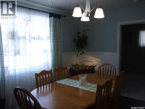 218 1St Street E, Leader, SK - Indoor Photo Showing Dining Room