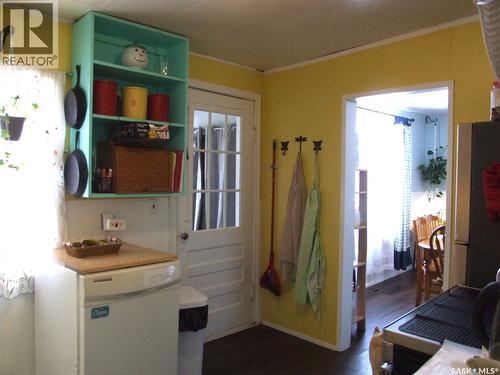 218 1St Street E, Leader, SK - Indoor Photo Showing Other Room