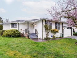 2011 Govenlock Pl  Sooke, BC V9Z 0M8