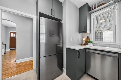 812 Goulding St, Winnipeg, MB 