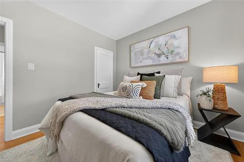 812 Goulding St, Winnipeg, MB 