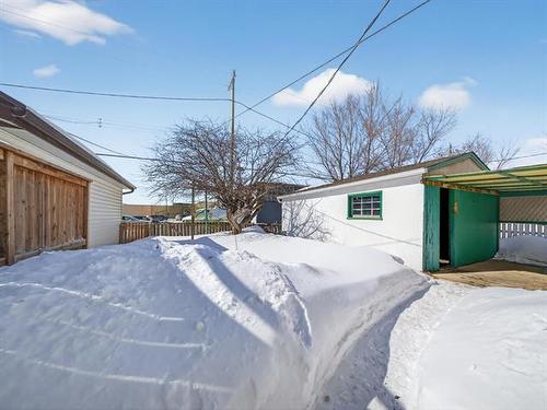 812 Goulding St, Winnipeg, MB 