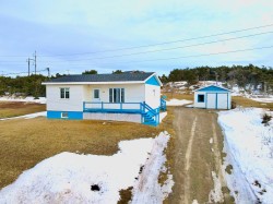 66 Ch. Abdon  Les Îles-De-La-Madeleine, QC G4T 8A7