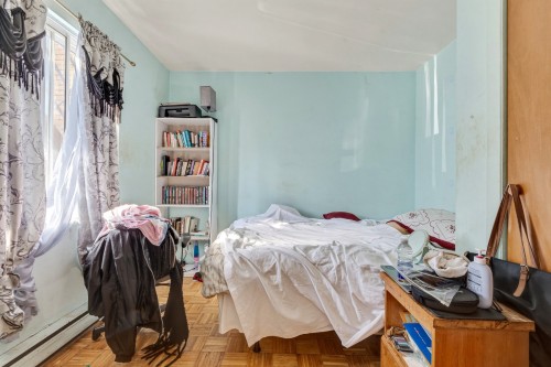 Bedroom - 10850  - 10852 Av. Balzac, Montréal (Montréal-Nord), QC - Indoor Photo Showing Bedroom