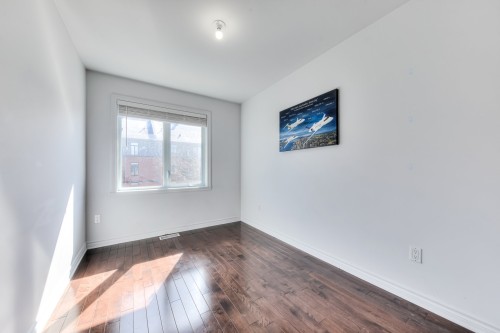 Chambre à coucher - 404 Av. Mousseau-Vermette, Dorval, QC - Indoor Photo Showing Other Room