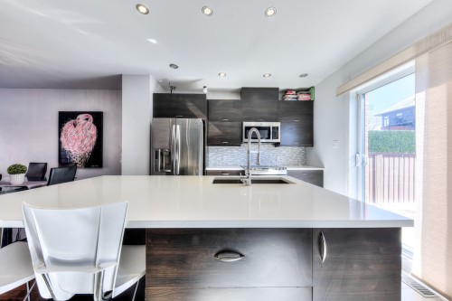 Cuisine - 404 Av. Mousseau-Vermette, Dorval, QC - Indoor Photo Showing Kitchen With Double Sink With Upgraded Kitchen