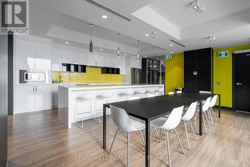 1004 - 158 Front Street E, Toronto, ON - Indoor