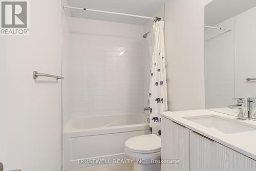 1004 - 158 Front Street E, Toronto, ON - Indoor Photo Showing Bathroom