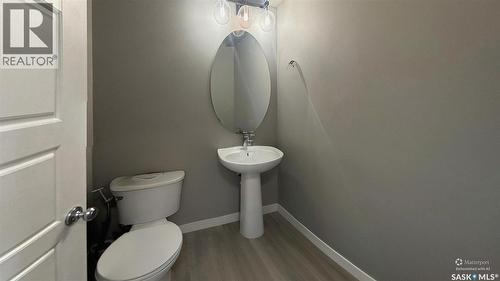 236 Barrett Street, Saskatoon, SK - Indoor Photo Showing Bathroom