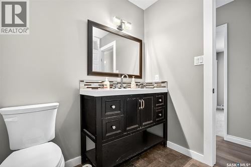 19 Buttercup Crescent Nw, Moose Jaw, SK - Indoor Photo Showing Bathroom