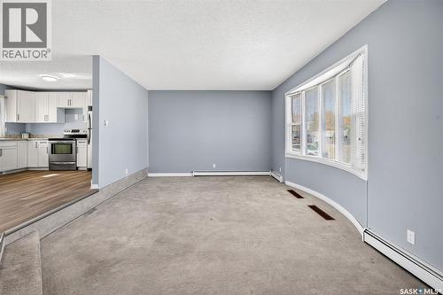 19 Buttercup Crescent Nw, Moose Jaw, SK - Indoor