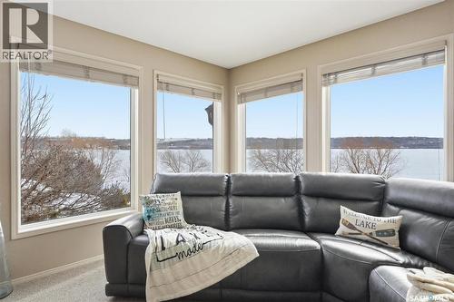 9 Pelican Pass, Thode, SK - Indoor Photo Showing Living Room