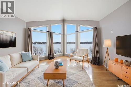 9 Pelican Pass, Thode, SK - Indoor Photo Showing Living Room