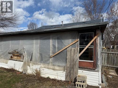 1303 Central, Windsor, ON - Outdoor