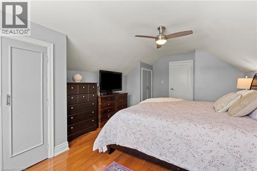 15 Millen Avenue, Hamilton, ON - Indoor Photo Showing Bedroom