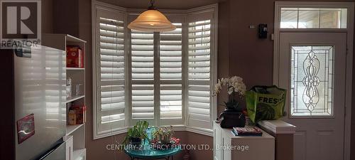 4051 Medland Drive, Burlington, ON - Indoor Photo Showing Other Room