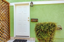 2112 Sayward St  Victoria, BC V8R 3T3