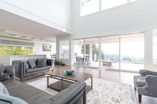 2267 Nicklaus Dr, Langford, BC 