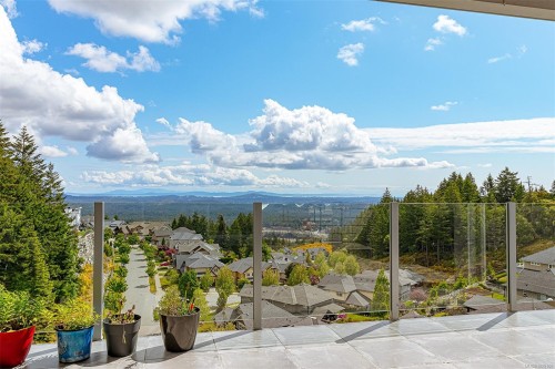 2267 Nicklaus Dr, Langford, BC 