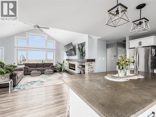Adrian Acreage, Moose Jaw Rm No. 161, SK - Indoor