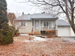 17711 Rue Antoine-Faucon  Montréal (Pierrefonds-Roxboro), QC H9J 3N2