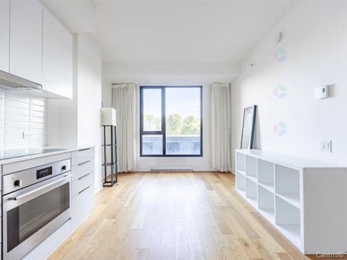 Living Room - 404-1 Boul. De Maisonneuve O., Montréal (Ville-Marie), QC - Indoor