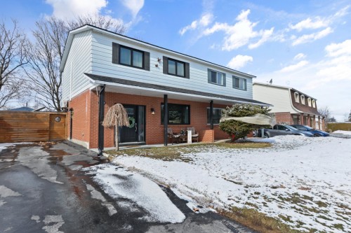 361 Rue Grilli  Pincourt, QC J7W 6Y8