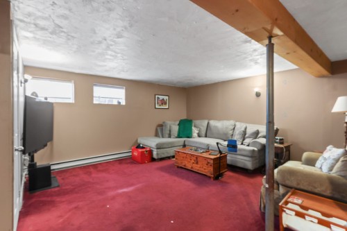 Salle familiale - 361 Rue Grilli, Pincourt, QC - Indoor